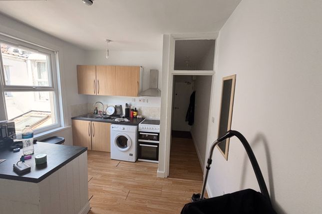 462, Fishponds Road, Bristol photo 4