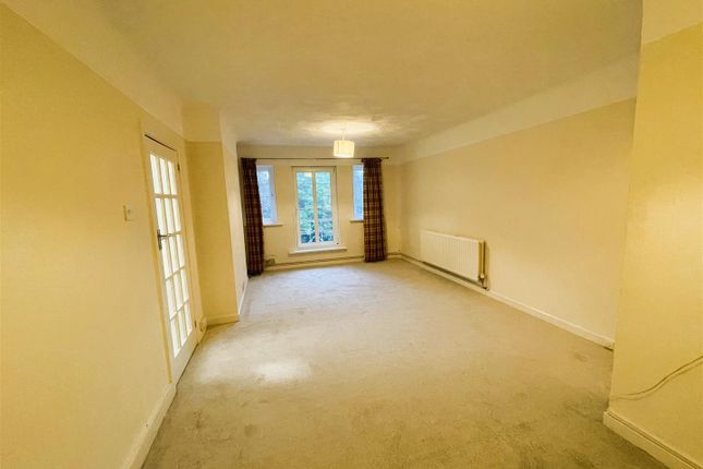 Flat 9 Maycroft Court, 1 Hulse Road, Southampton photo 2