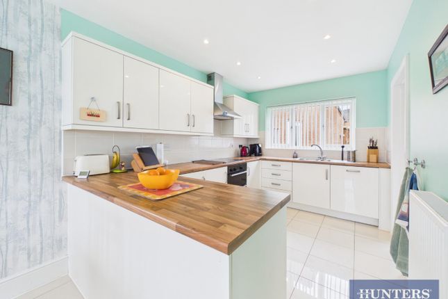 58, Green Meadows Drive, Filey photo 2