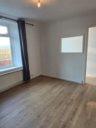 27, Smyrna Street, Swansea photo 4