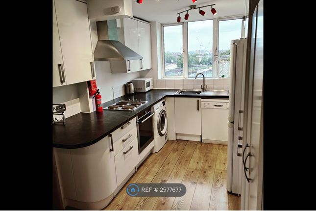 Kitchen And Communal Space