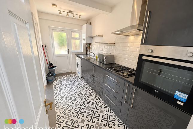 115, Uxbridge Road, FELTHAM photo 5