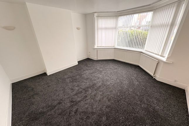 151, Moseley Avenue, Coventry photo 2