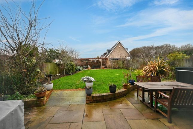 25, Willingdon Park Drive, Eastbourne photo 4