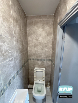 Room 6, 33 Kings Road, Doncaster photo 5