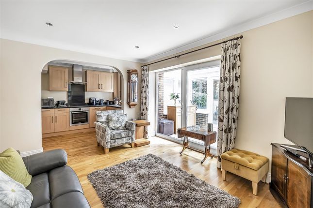 95, Malden Road, Cheam Village photo 2