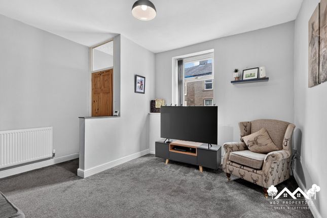 44, Cemetery Road, Darwen photo 4