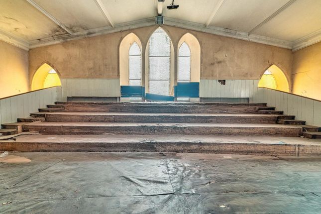 St Ninians Church, Glengate, Kirriemuir photo 2