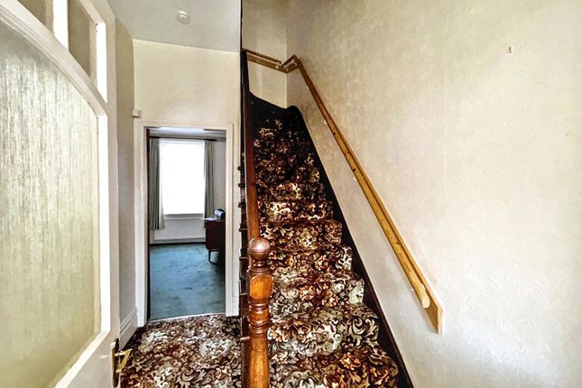 10, Johnson Street, Gateshead photo 3