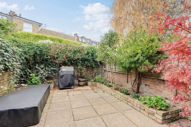 15, Britannia Road, Fulham photo 4