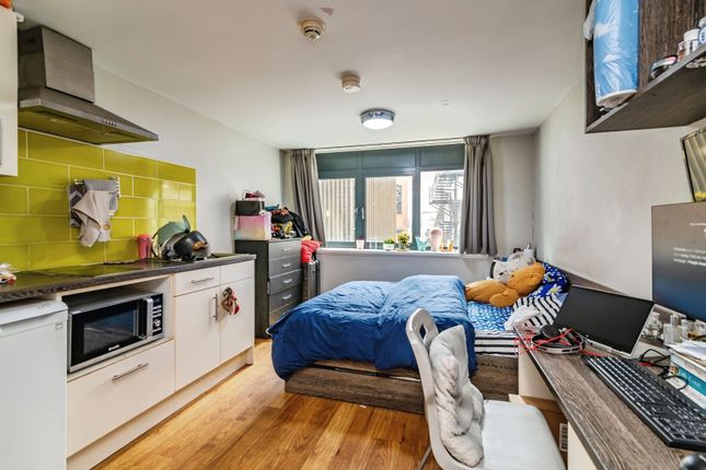 Flat M9, Maid Marian House, 56, Hounds Gate, Nottinghamshire photo 4