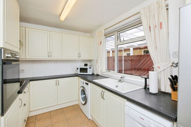 4, Moorside Crescent, Derby photo 4