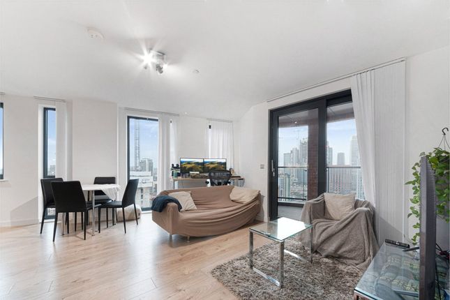 Thumbnail Flat for sale in Roosevelt Tower, 18 Williamsburg Plaza
