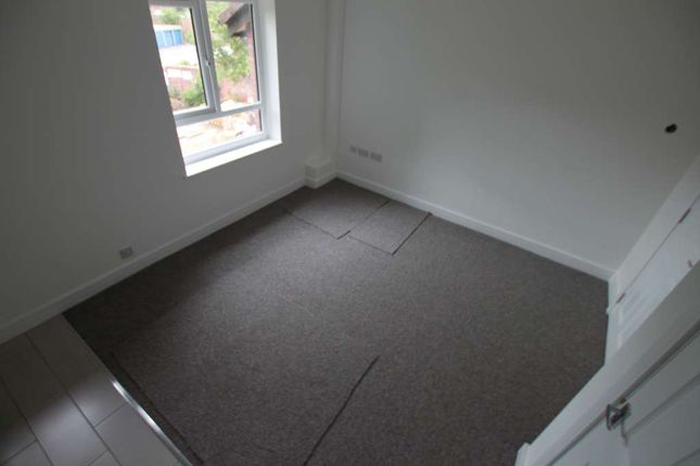 Flat to rent in Station Street, Walsall