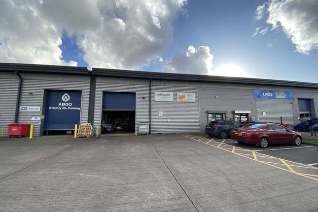 Light industrial to let in Sidings Close, Wolverhampton