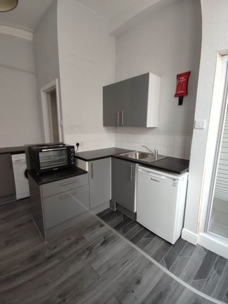 1, Springholme Terrace, Stockton-On-Tees photo 3