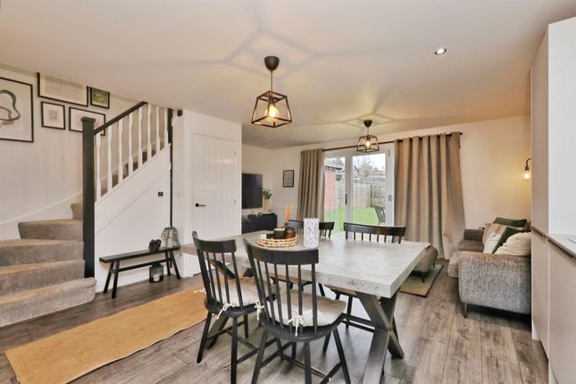 Canyon Cottage, Canyon Meadow, Worksop photo 3