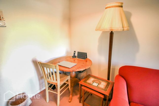 16, Heather Drive, Bath photo 4