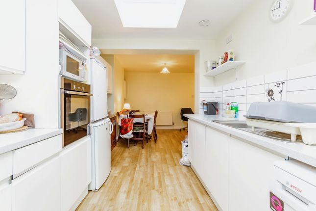 Terraced house for sale in Whytecliffe Road North, Purley