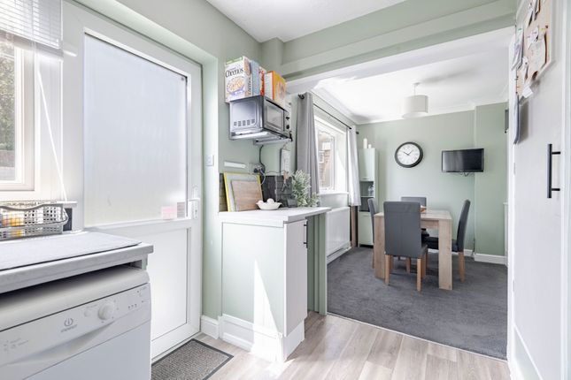 33 Jasmine Gardens, Great Yarmouth photo 3