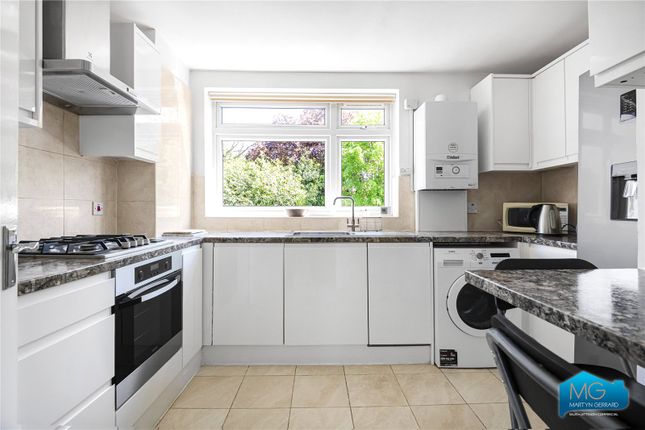 Thumbnail Flat to rent in Arundel Lodge, Salisbury Avenue, Finchley, London
