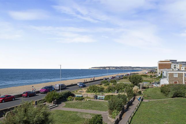 Flat 15, Hardwicke House, Esplanade, Seaford photo 4