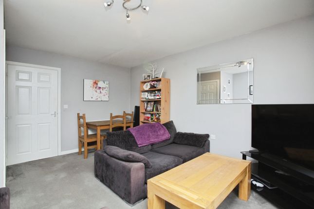 15, Ferguson Close, Bannerbrook Park, Coventry photo 3