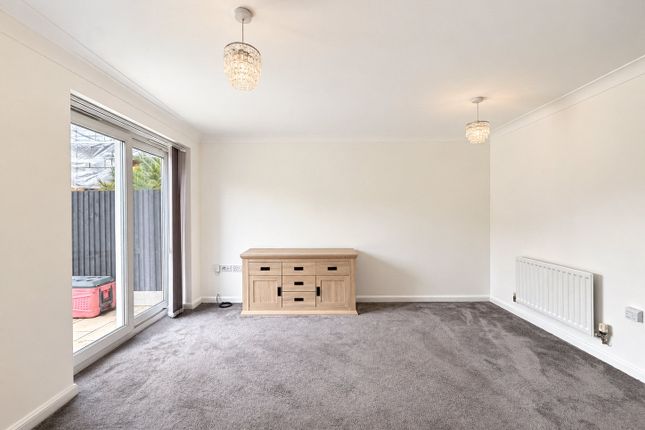 Primrose Way, Sheerness photo 2
