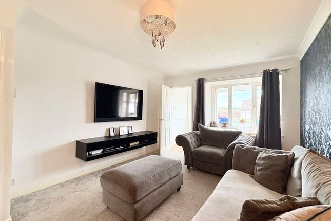 82, Linden Road, Whitley Bay photo 2