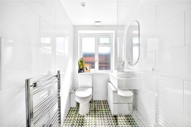 Flat 35 Bulwer Court,, Bulwer Court Road, London photo 3