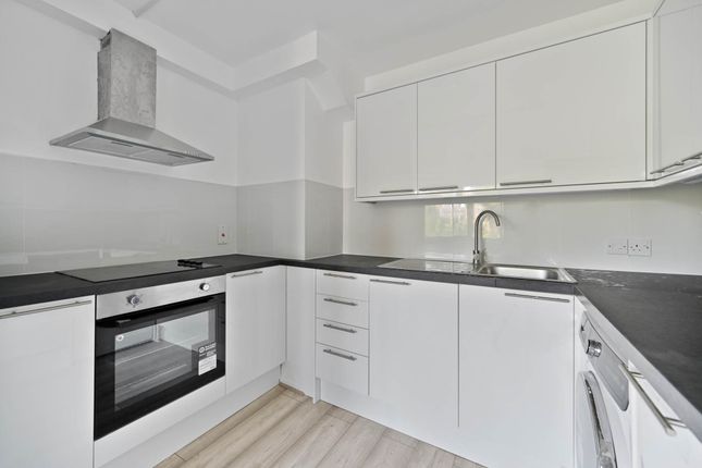 Thumbnail Flat to rent in Cressy Court, Hammersmith, London