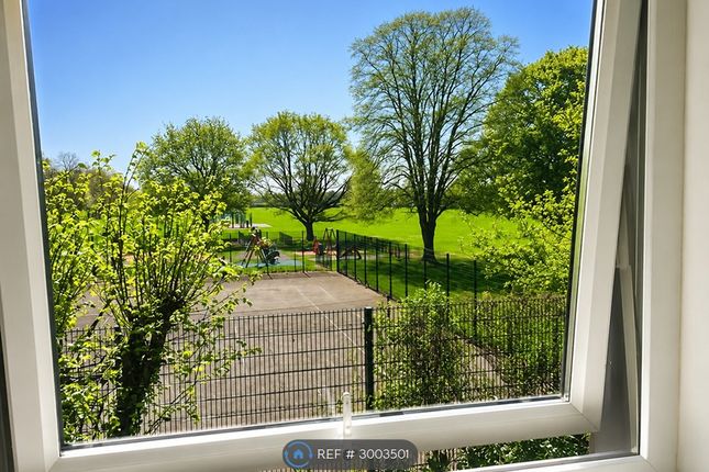 Flat, Shawfield Court Church Road, West Drayton photo 2