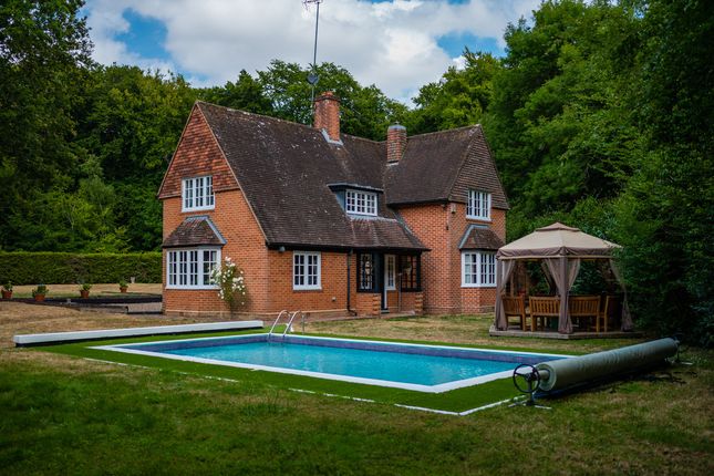 Wood Park House, Catslip, Henley-on-Thames photo 3