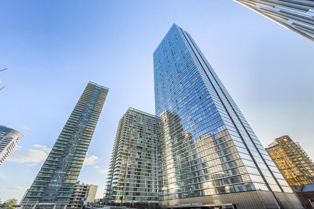 Thumbnail Flat to rent in Landmark West Tower, Canary Wharf