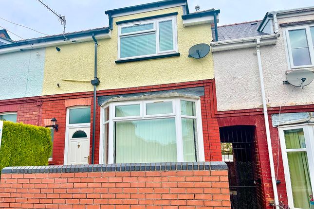 Thumbnail Terraced house to rent in South View, Griffithstown, Pontypool