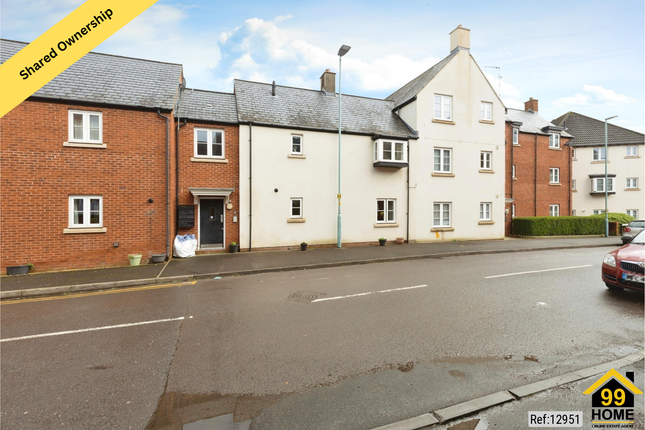 Thumbnail Flat for sale in Victoria Close, Dursley, Gloucestershire
