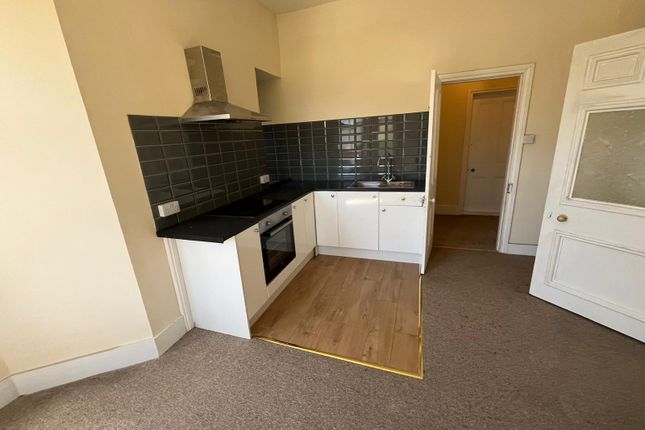 Flat 1, 62, Sedlescombe road, St Leonards-On-Sea photo 2