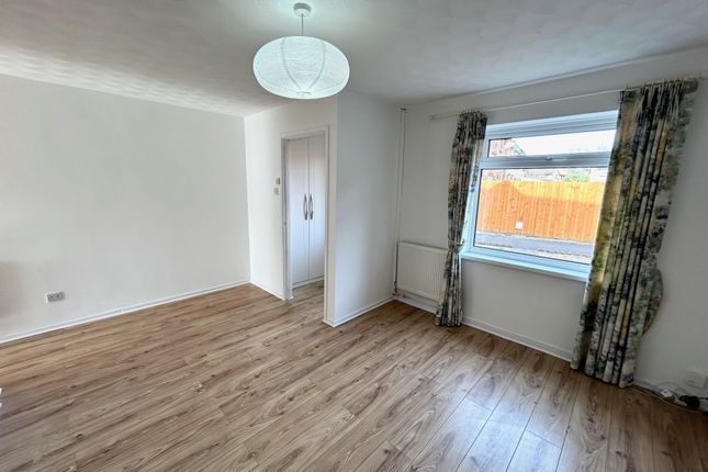 46, Penarth photo 5