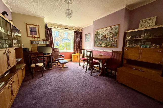 8A, Oak Road, Scarborough photo 2