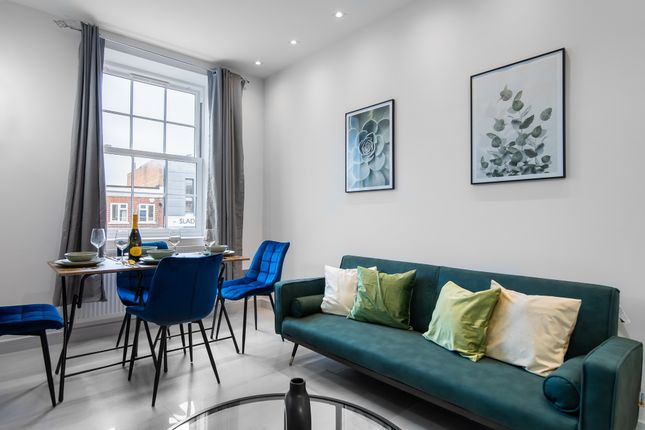 Thumbnail Flat to rent in Broadway, Didcot