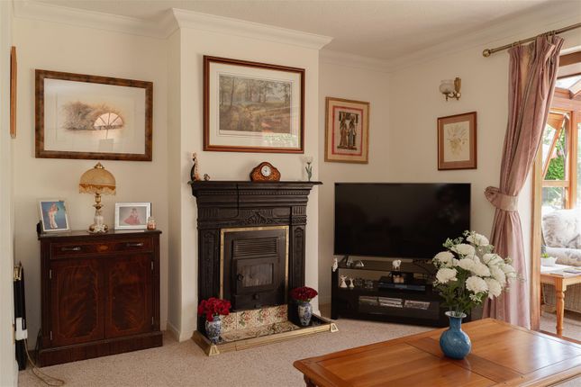Dane Lodge, Millers Lane, Redhill photo 4
