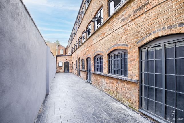 Town house for sale in Tenby Street, Jewellery Quarter, Birmingham City Centre