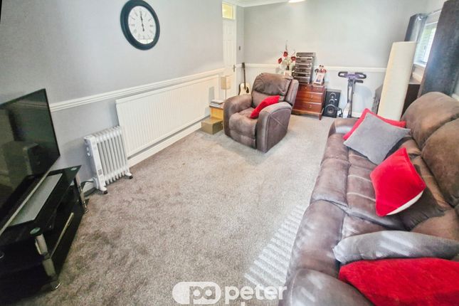 2, Cranham Houses, Cwmbran photo 4