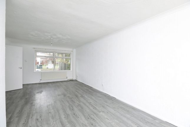 35, Canterbury Road, Kent photo 2