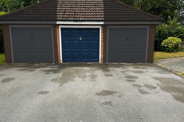 27, Peartree Close, Barlby photo 3