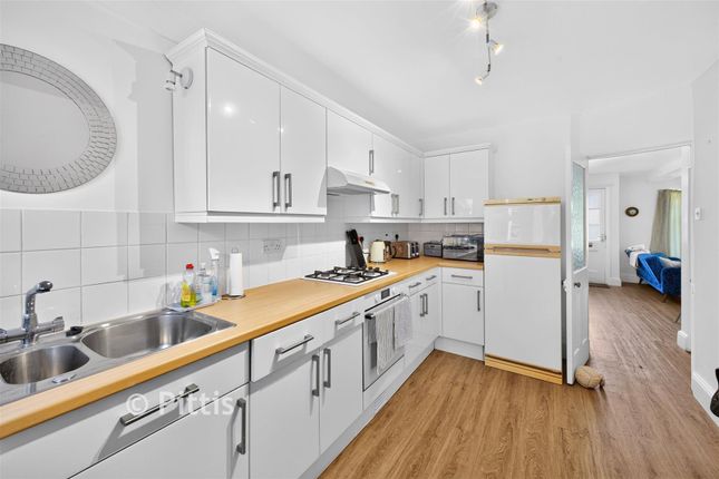 2-bed semi-detached on Domus, Belgrave Road, Ventnor, £225,000