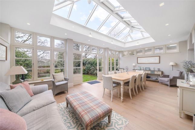 21,, Baskerville Road, London photo 2