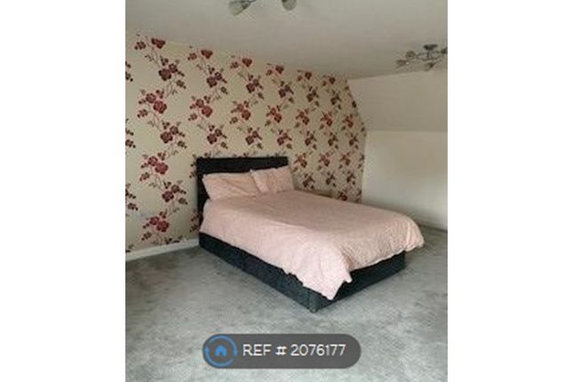 Thumbnail Room to rent in Kirk Way, Colchester