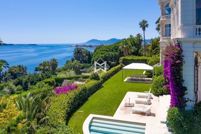 Duplex for sale in Cannes, Basse Californie, 06400, France