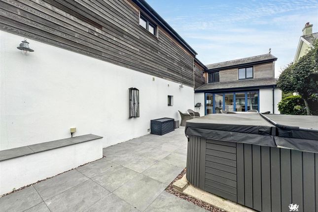6-bed detached on Sea Haze, Heywood Lane, Tenby, £850,000